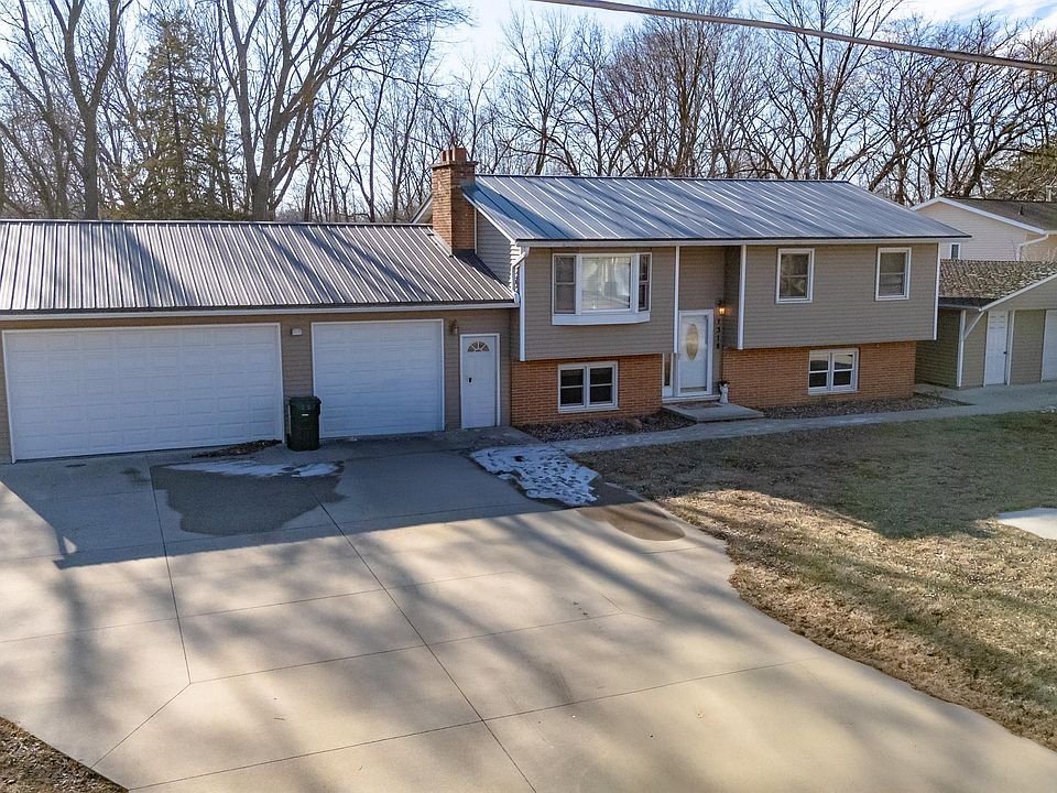 1st image of 1318 Western Ave
