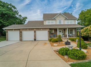 1205 Waterside Ln, Crown Point, IN 46307