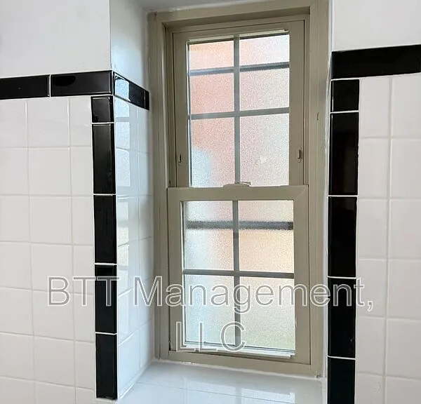 8804 Bradford Rd #1 — Photo 39