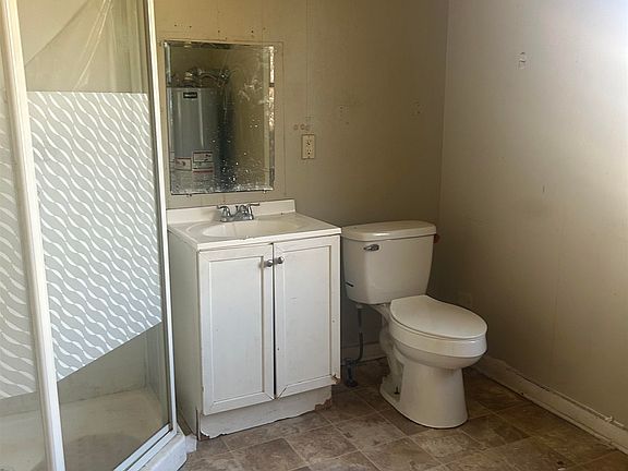 5th image of 206 Saint Louis St