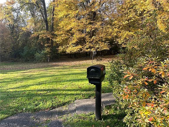 3rd image of 1292 Salt Springs Rd