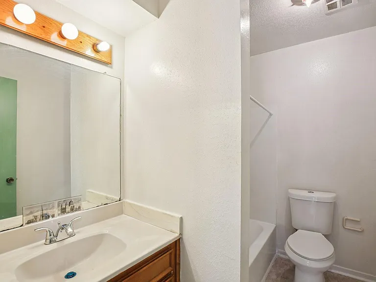 8379 La Roche Ln — Photo 25