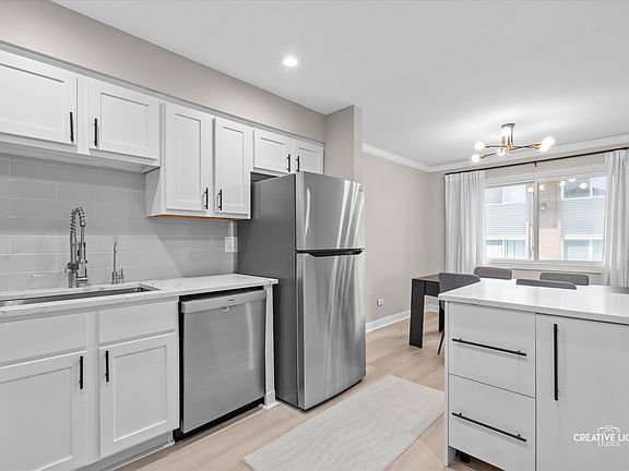3rd image of 4425 Blackhawk Ln APT 201
