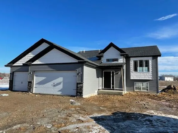 2733 Highway 95 NW, Cambridge, MN 55008