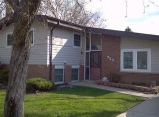 725 Enterprise Rd, Chicago Heights, IL 60411