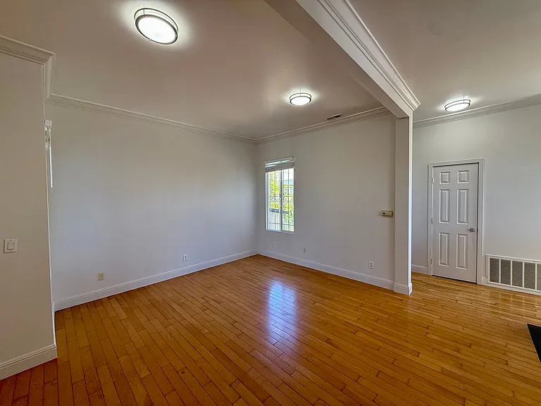 2068 McAllister St #2068 — Photo 4