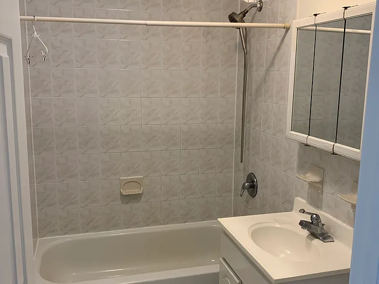 5212 69th Pl #2 — Photo 3