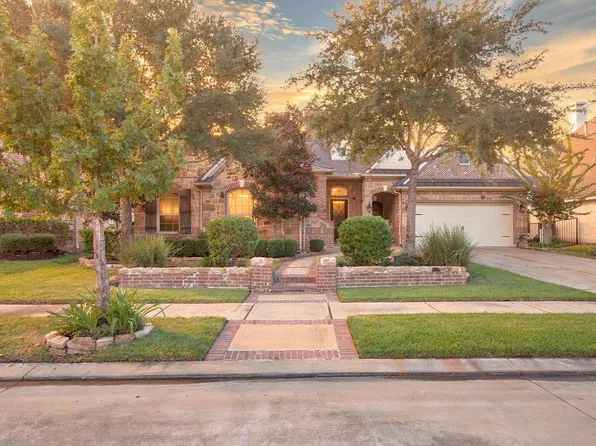 19215 Shady Blossom Dr, Cypress, TX 77433