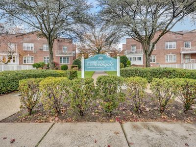 250 Central Avenue #B204, Lawrence, NY, 11559