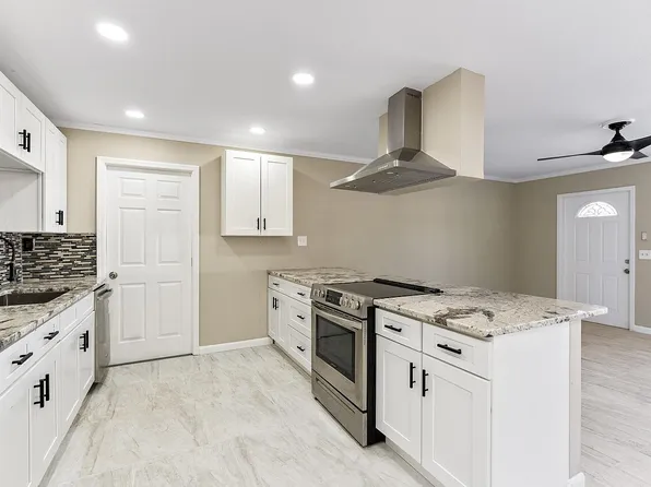 111 Alameda Avenue, Sebastian, FL 32958