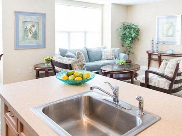 290 Exchange Blvd #250105