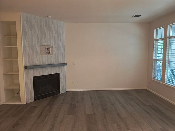 4th image of 8385 Stonybridge Cir