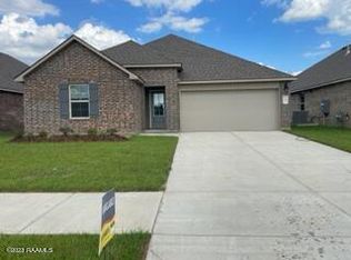 301 Broussard Hill Dr, Broussard, LA 70518