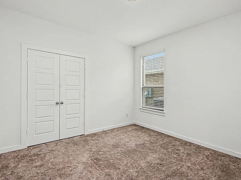 2653 Keokuk St — Photo 20