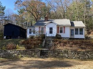 70 Tracy Rd, Dudley, MA 01571