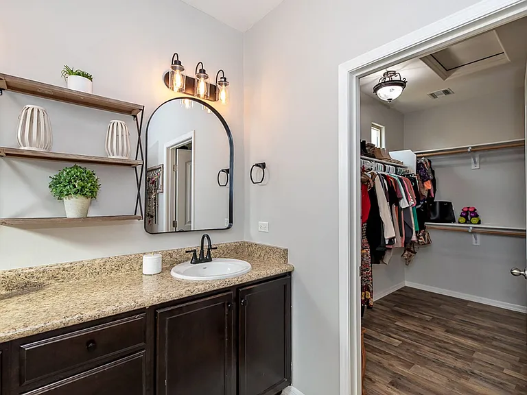 6577 E 34th Ln — Photo 24