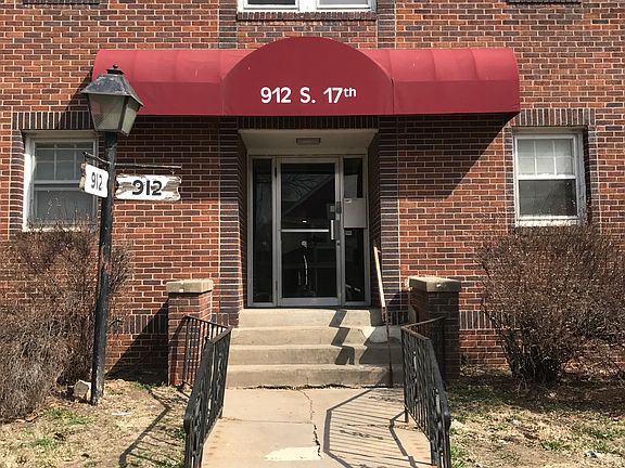 3rd image of 912 S 17th St APT B3