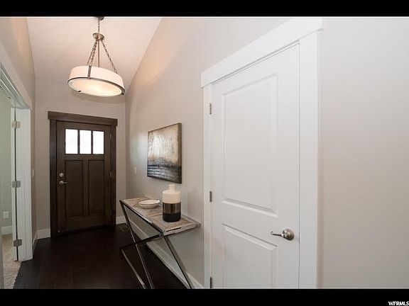 4th image of 1398 W Wheadon Glenn Cv #201