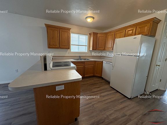 5th image of 230 W Anderson St APT 3