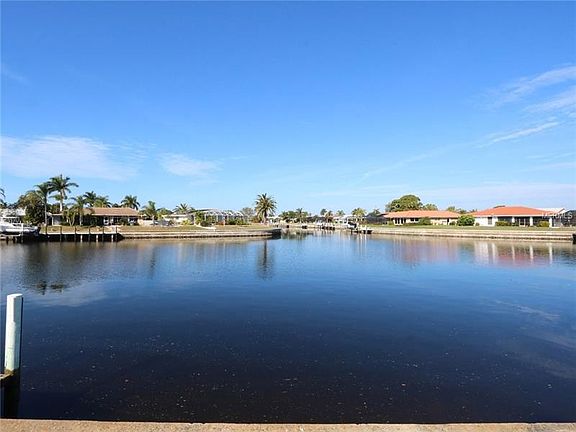3rd image of 3001 Guadalupe Dr