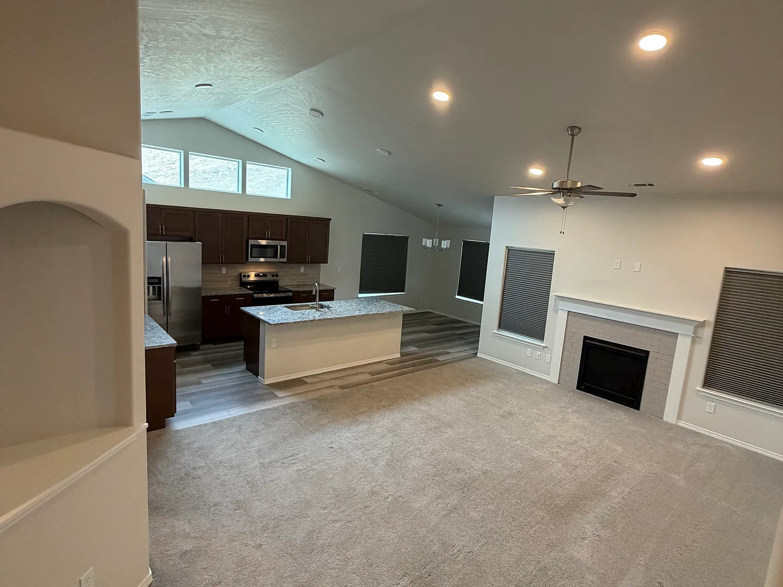 3 bed, 1805 sqft, $2,650 — Photo 3
