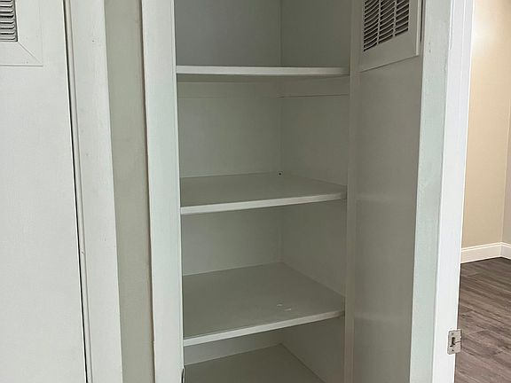 5th image of 5720 Gallatin Ln
