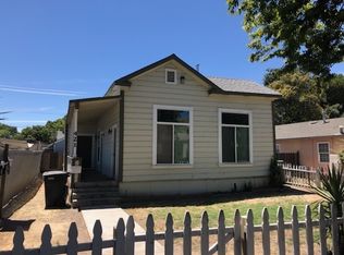 421 14th St APT B, Modesto, CA 95354