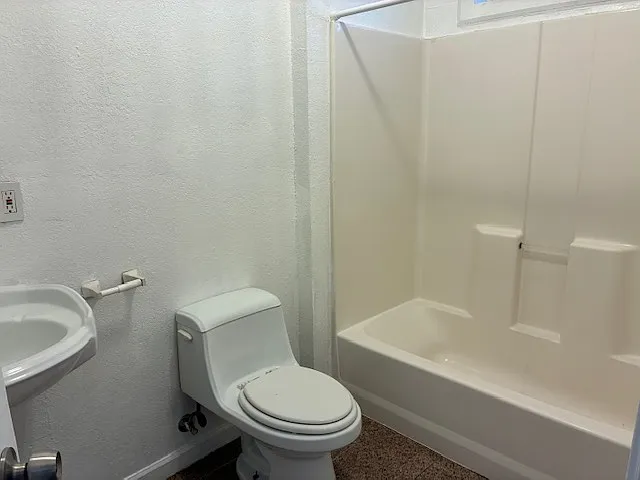 202 Maple St #C — Photo 10