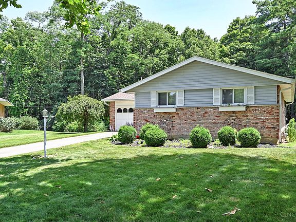2nd image of 137 Bayham Dr