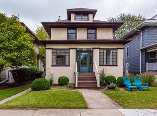 1142 Wenonah Ave, Oak Park, IL 60304
