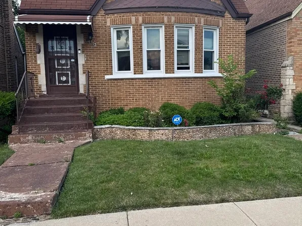 10212 S Prairie Ave, Chicago, IL 60628