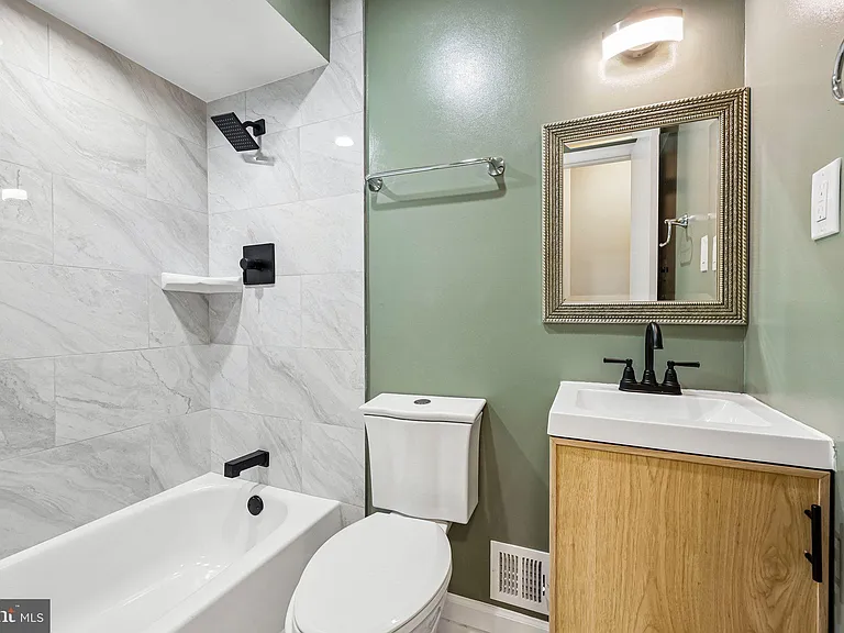 7200 Vellex Ln — Photo 27