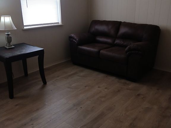 2nd image of 425 E 4th St #5