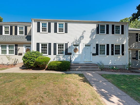2nd image of 12 Redbud Ln