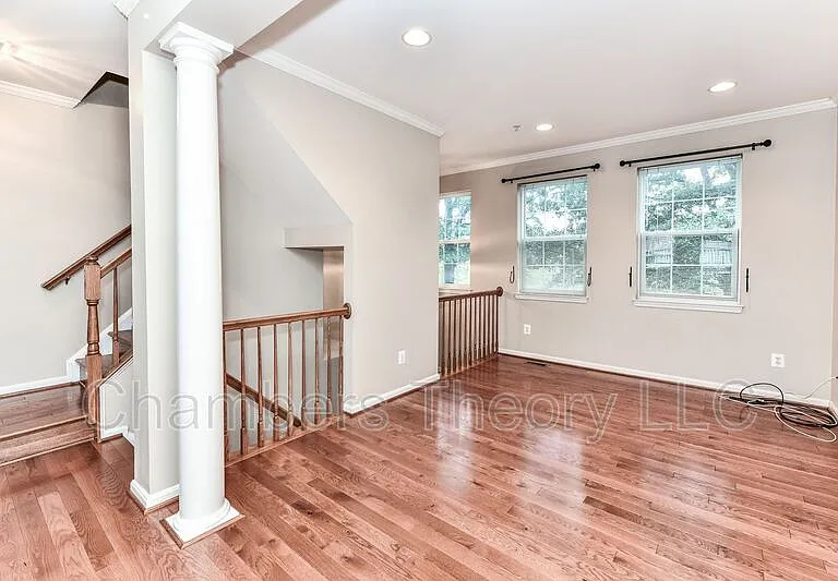 3845 Eisenhower Ave — Photo 14