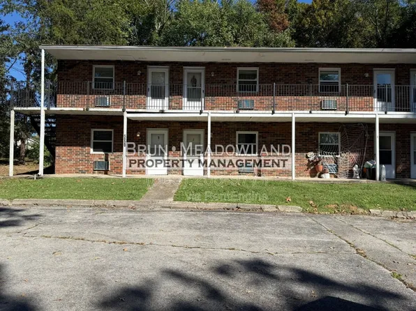 5820 Sanford Rd APT 1, Knoxville, TN 37912