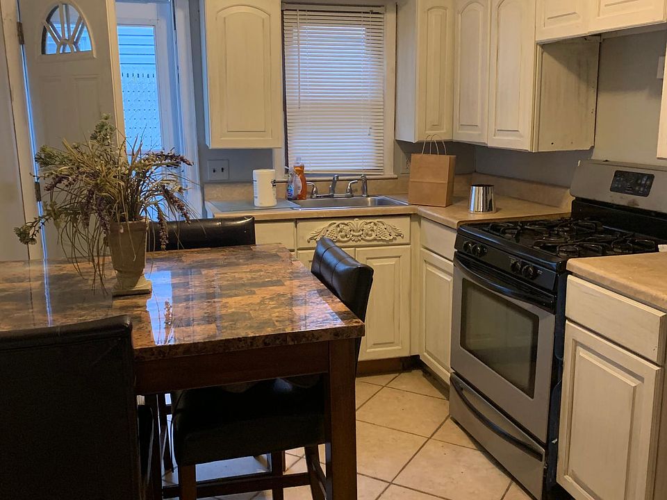 1st image of 183 Greencroft Ave