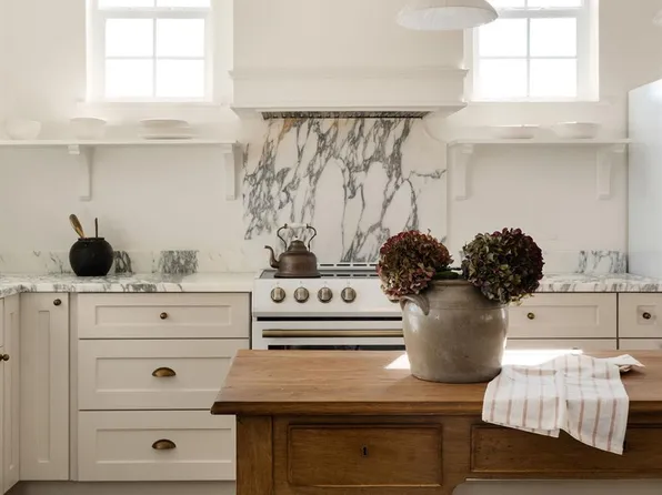 (undisclosed Address), Lampasas, TX 76550