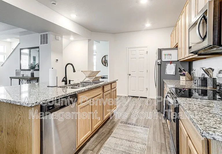 4142 N Rome St — Photo 16