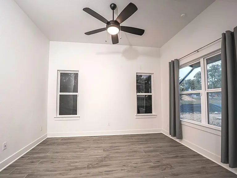 2109 Bella Vis — Photo 34