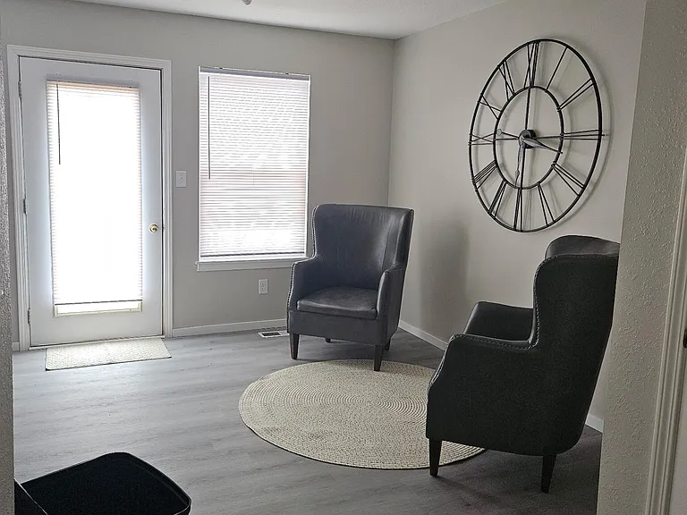 1300 Remington Way — Photo 4