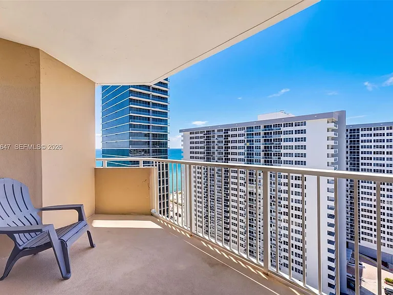 1980 S Ocean Dr #19L — Photo 17