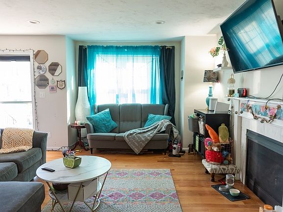 3rd image of 91 Riley Rd #91