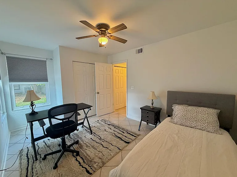 4356 SW 21st Ln — Photo 11