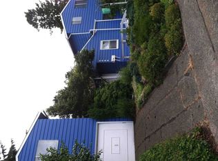 8233 22nd Pl NE, Seattle, WA 98115