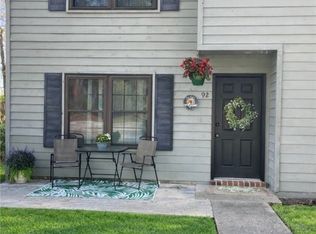 92 Hidden Lake Court, Savannah, GA 31419