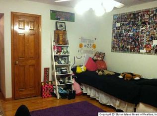 20 Sherwood Ave, Staten Island, NY 10309