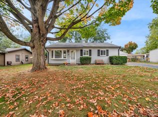 3712 Grafton St, Orion, MI 48359