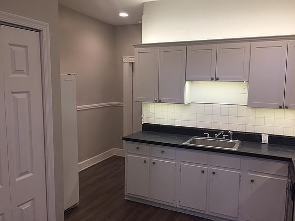 3rd image of 2709 W Main St #1