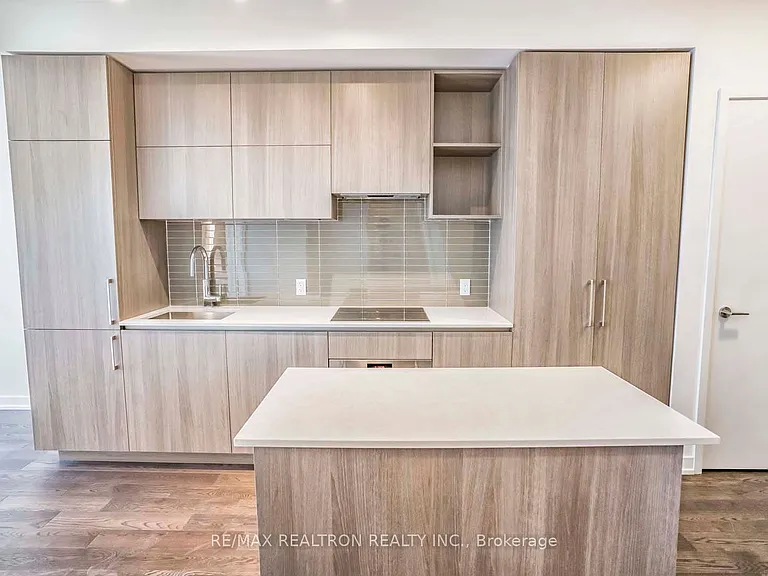 1 Yorkville Ave #3112 — Photo 3